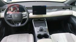 بي واي دي Qin Plus